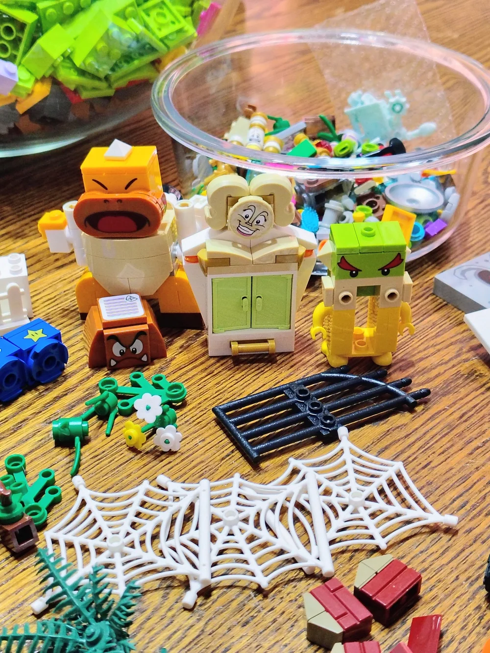 Lego Lot Over 4 Pounds Random Parts Pieces Plates Beicks Figures & Accessories
